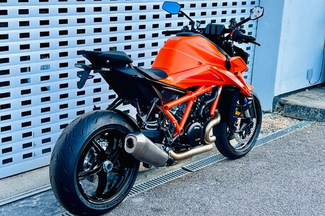 KTM Duke 1390 EVO Naked Petrol Manual Euro 5+ (190 ps) 6