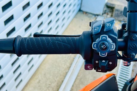 KTM Duke 1390 EVO Naked Petrol Manual Euro 5+ (190 ps) 11