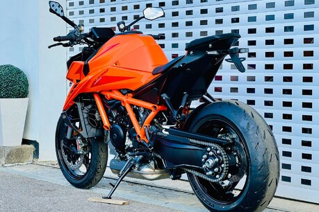 KTM Duke 1390 EVO Naked Petrol Manual Euro 5+ (190 ps) 28