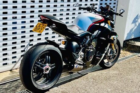 Ducati Streetfighter V4 SP Streetfighter V4 SP 4