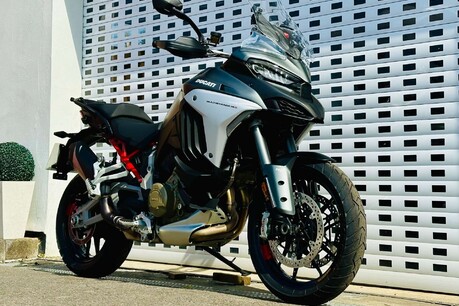 Ducati Multistrada V4 V4S Radar 2
