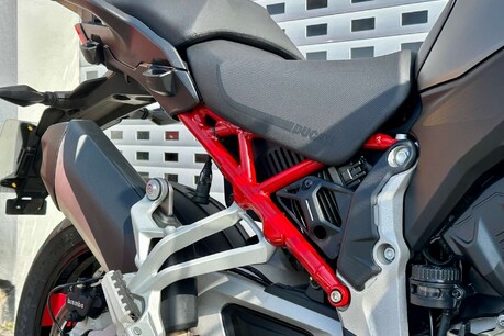 Ducati Multistrada V4 V4S Radar 7