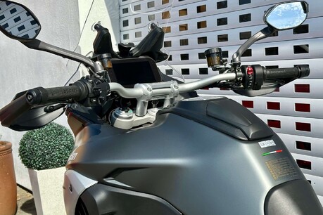 Ducati Multistrada V4 V4S Radar 21
