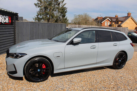 BMW 3 Series 2.0 330e 12kWh M Sport Touring 5dr Petrol Plug-in Hybrid Auto Euro 6 (s/s) 17