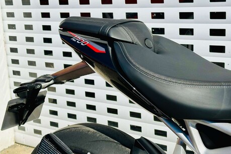 Triumph Speed Triple RS Naked Euro 5 (179 ps) 17
