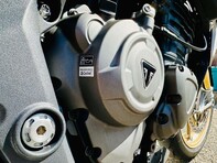 Triumph Speed Triple RS Naked Euro 5 (179 ps) 21