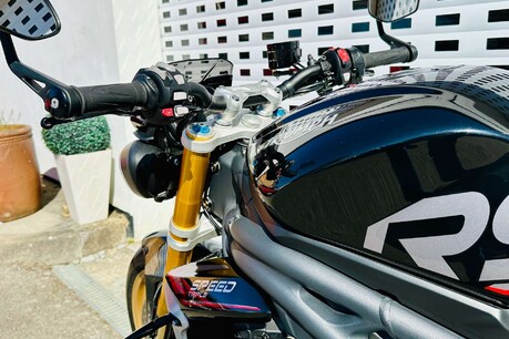 Triumph Speed Triple RS Naked Euro 5 (179 ps) 28