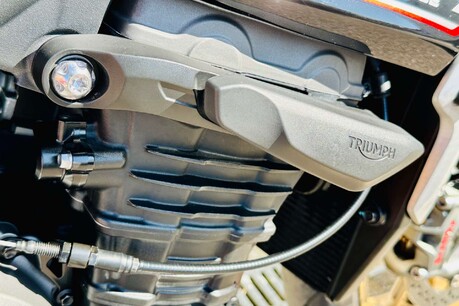 Triumph Speed Triple RS Naked Euro 5 (179 ps) 30