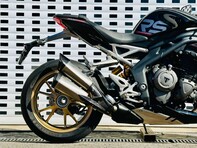 Triumph Speed Triple RS Naked Euro 5 (179 ps) 22