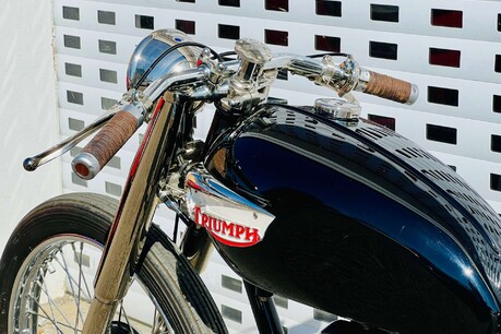 Triumph Bonneville Custom Bobber 30