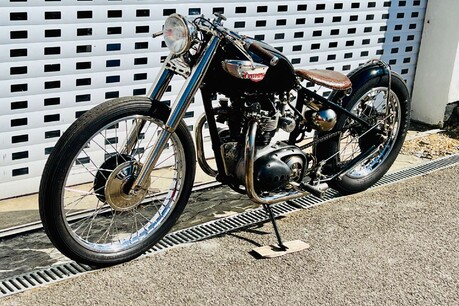 Triumph Bonneville Custom Bobber 26