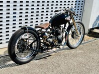 Triumph Bonneville Custom Bobber 3
