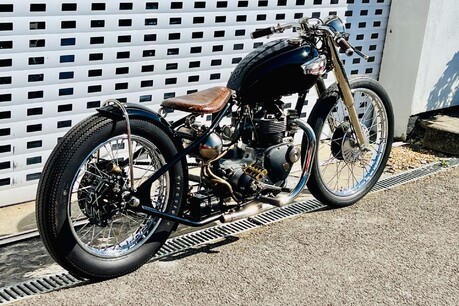 Triumph Bonneville Custom Bobber 3