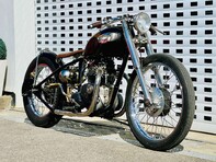 Triumph Bonneville Custom Bobber 4