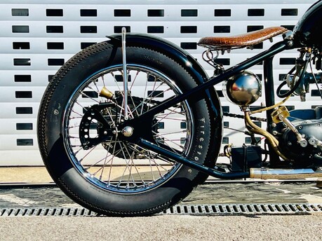 Triumph Bonneville Custom Bobber 