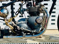 Triumph Bonneville Custom Bobber 8