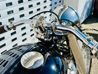 Triumph Bonneville Custom Bobber 11