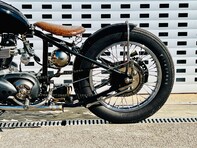 Triumph Bonneville Custom Bobber 24