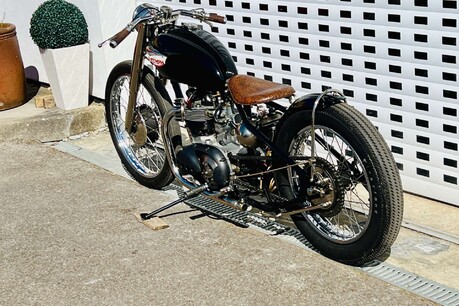 Triumph Bonneville Custom Bobber 27