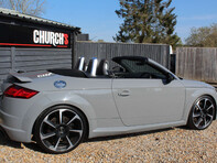 Audi TT 2.5 TT RS TFSI Quattro Semi-Auto 4WD 2dr 6