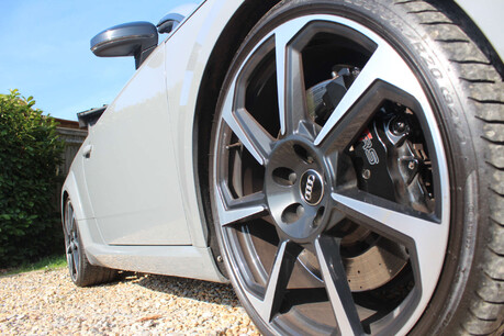 Audi TT 2.5 TT RS TFSI Quattro Semi-Auto 4WD 2dr 10