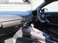 Audi TT 2.5 TT RS TFSI Quattro Semi-Auto 4WD 2dr 18