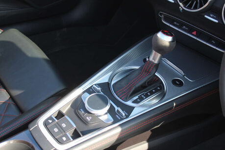 Audi TT 2.5 TT RS TFSI Quattro Semi-Auto 4WD 2dr 12
