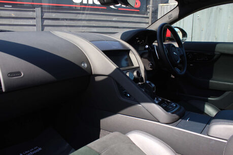 Jaguar F-Type 2.0 F-Type I4 R-Dynamic Auto 3dr 16