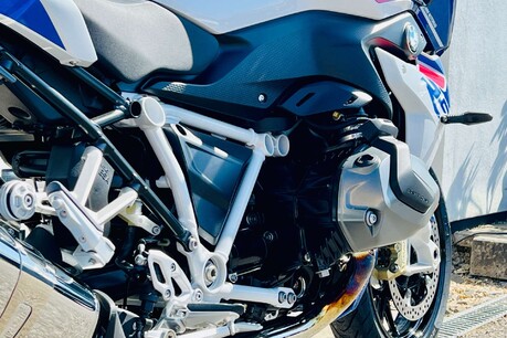 BMW R1250RS R 1250 RS SE 18