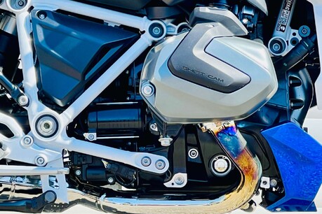 BMW R1250RS R 1250 RS SE 8