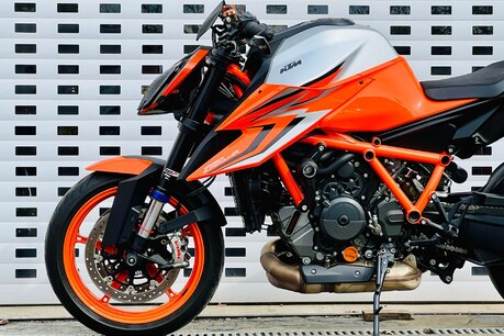 KTM 1290 Evo 28