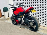 Ducati Streetfighter V2 Streetfighter V2 23