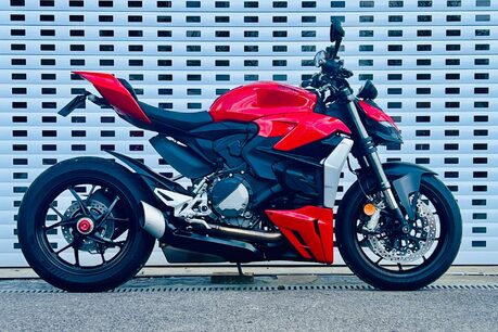 Ducati Streetfighter V2 Streetfighter V2 2