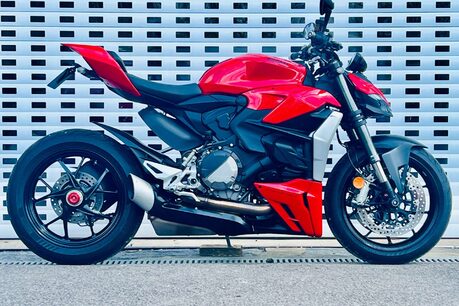 Ducati Streetfighter V2 Streetfighter V2 3