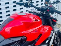 Ducati Streetfighter V2 Streetfighter V2 14