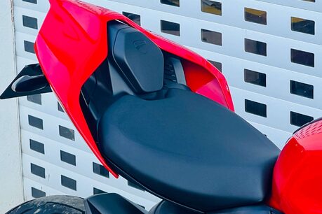 Ducati Streetfighter V2 Streetfighter V2 15