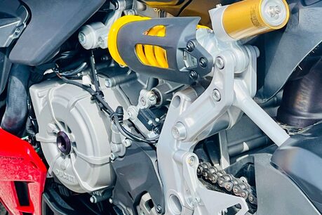 Ducati Streetfighter V2 Streetfighter V2 29