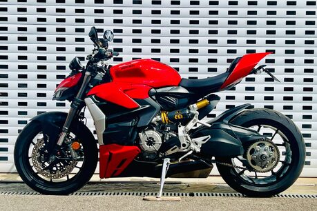 Ducati Streetfighter V2 Streetfighter V2 20
