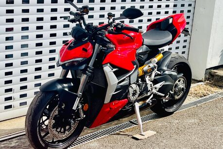 Ducati Streetfighter V2 Streetfighter V2 22