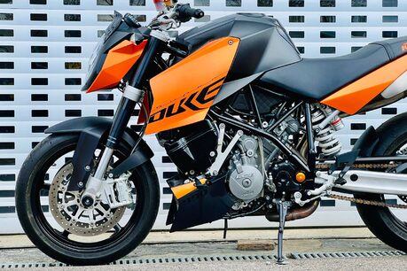 KTM 990 Super Duke 990 Super Duke 23