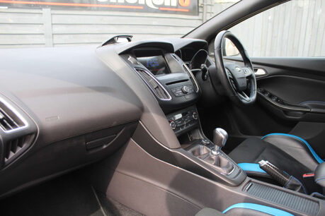 Ford Focus 2.3 Focus RS Edition 4x4 4WD 5dr 6