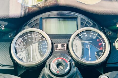 Kawasaki ZZR1400 1400 ABS Super Sports Petrol Manual (193 ps) 15