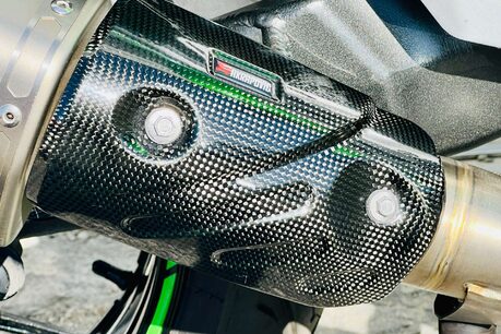 Kawasaki ZZR1400 1400 ABS Super Sports Petrol Manual (193 ps) 19