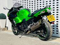 Kawasaki ZZR1400 1400 ABS Super Sports Petrol Manual (193 ps) 23