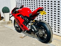 Ducati Panigale V4 Panigale V4S 33