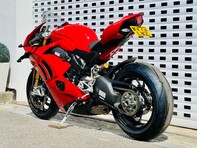 Ducati Panigale V4 Panigale V4S 29
