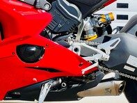 Ducati Panigale V4 Panigale V4S 34