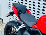 Ducati Streetfighter V4 Streetfighter V4S 14