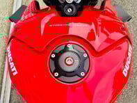 Ducati Streetfighter V4 Streetfighter V4S 15