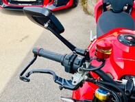Ducati Streetfighter V4 Streetfighter V4S 19